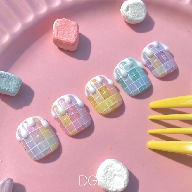 DGEL Love Crunch 8pc collection (14 FREE)