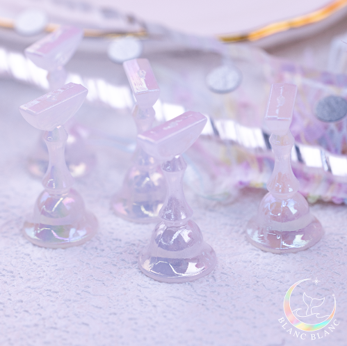 BLANC BLANC Aurora wave nail tip stand