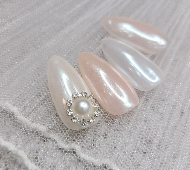 BONNIEBEE Pure white chrome - white pearl