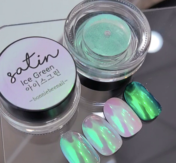 BONNIEBEE Satin chrome powder - Ice Green