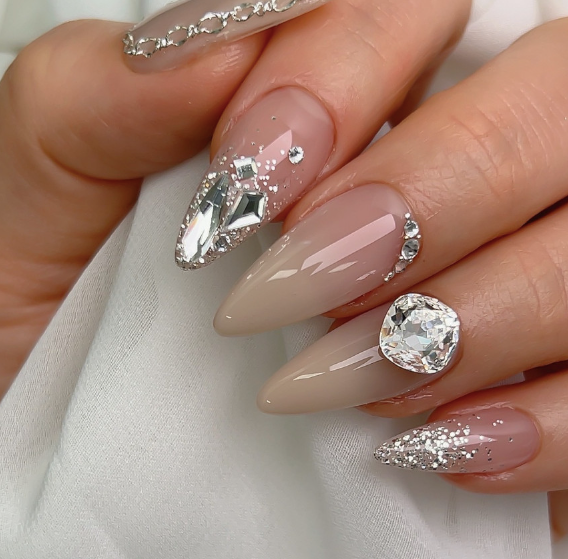 NAILBAYO - Doi glitter gel WHITE SILVER