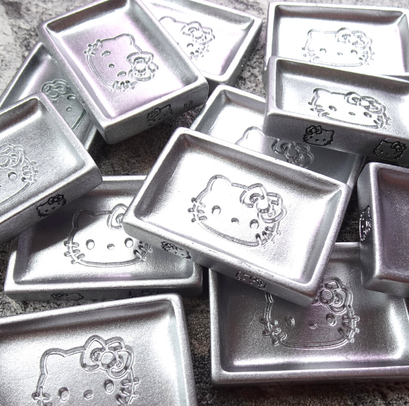 YOLOBITCH Silver Kitty charm tray - 2 types