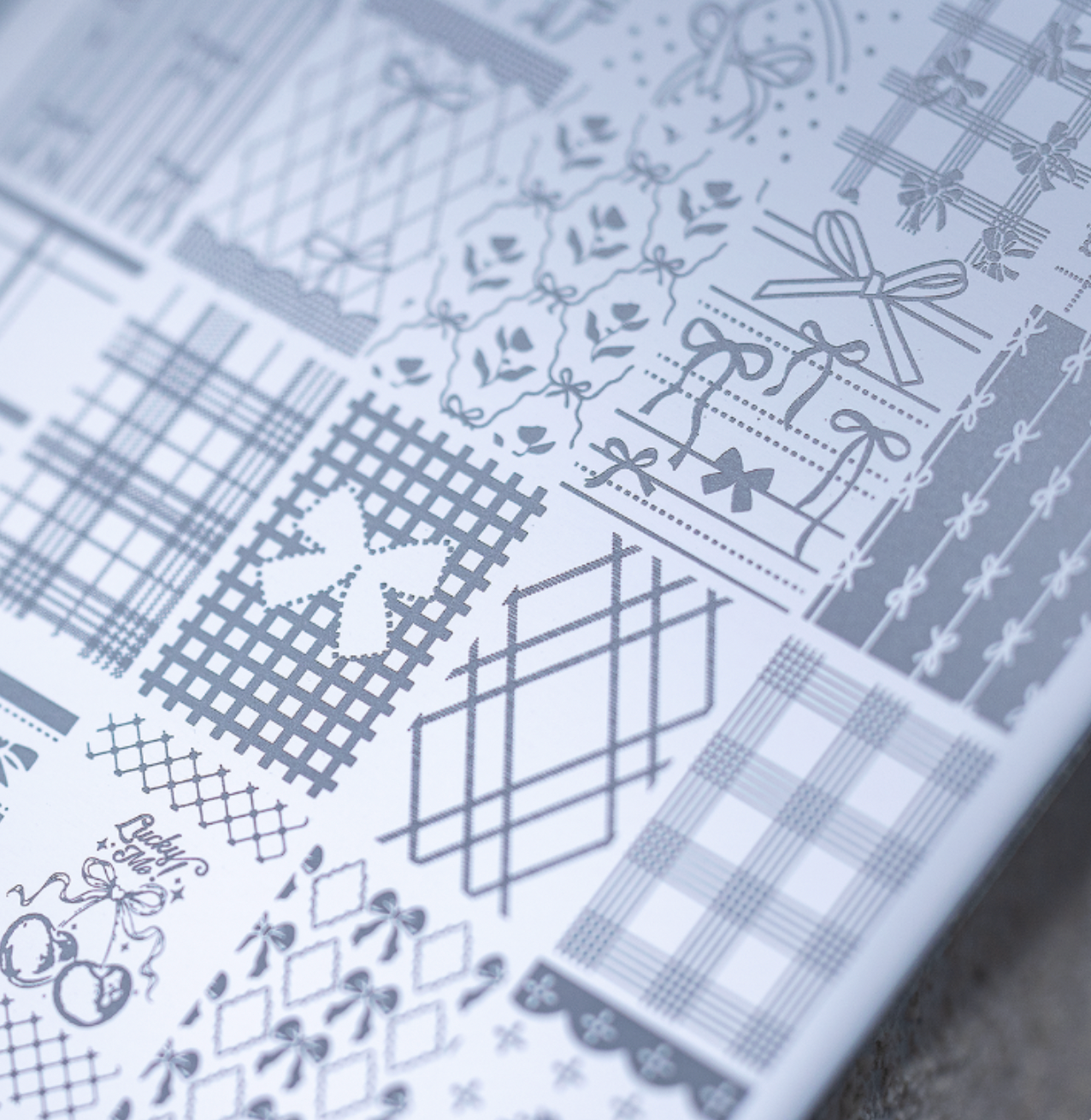 BLANC BLANC Cherry ribbon check stamping plate