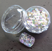 YOLOBITCH Petal shell glitter mix