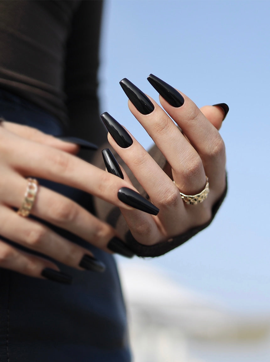 DVOK - Black (DP-02)